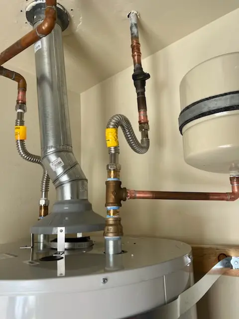 Water heater installation and plumbing repair in Canyon Villa Estates